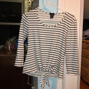 Stripped long sleeve shirt